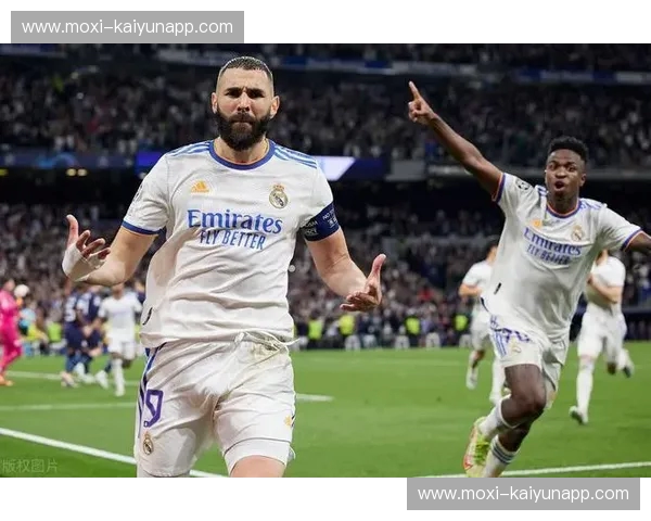 绿茵场上的史诗对决：莫陆军能否改写历史，撼动曼城王朝？